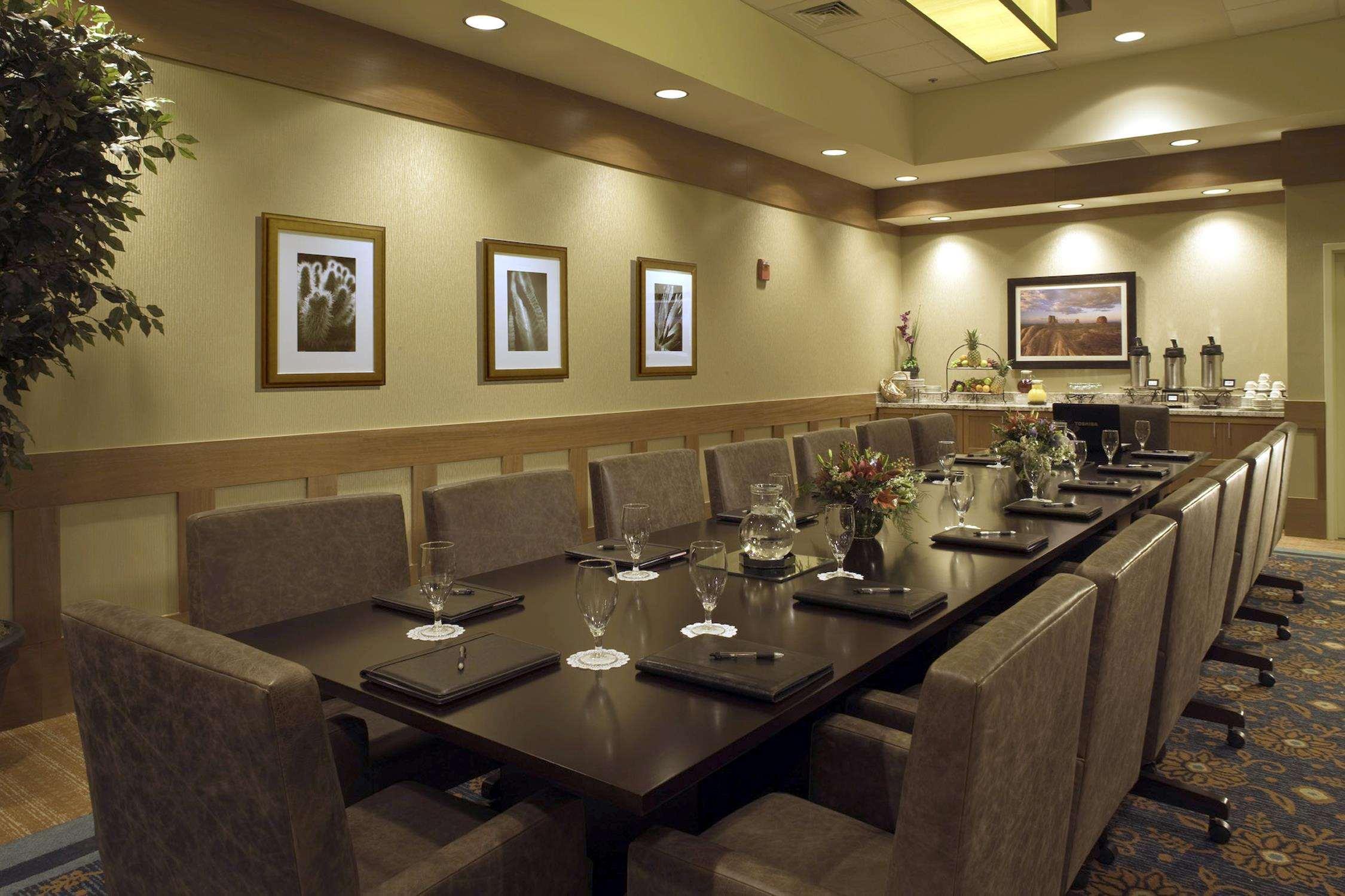 Doubletree By Hilton Phoenix- Темпе Удобства фото