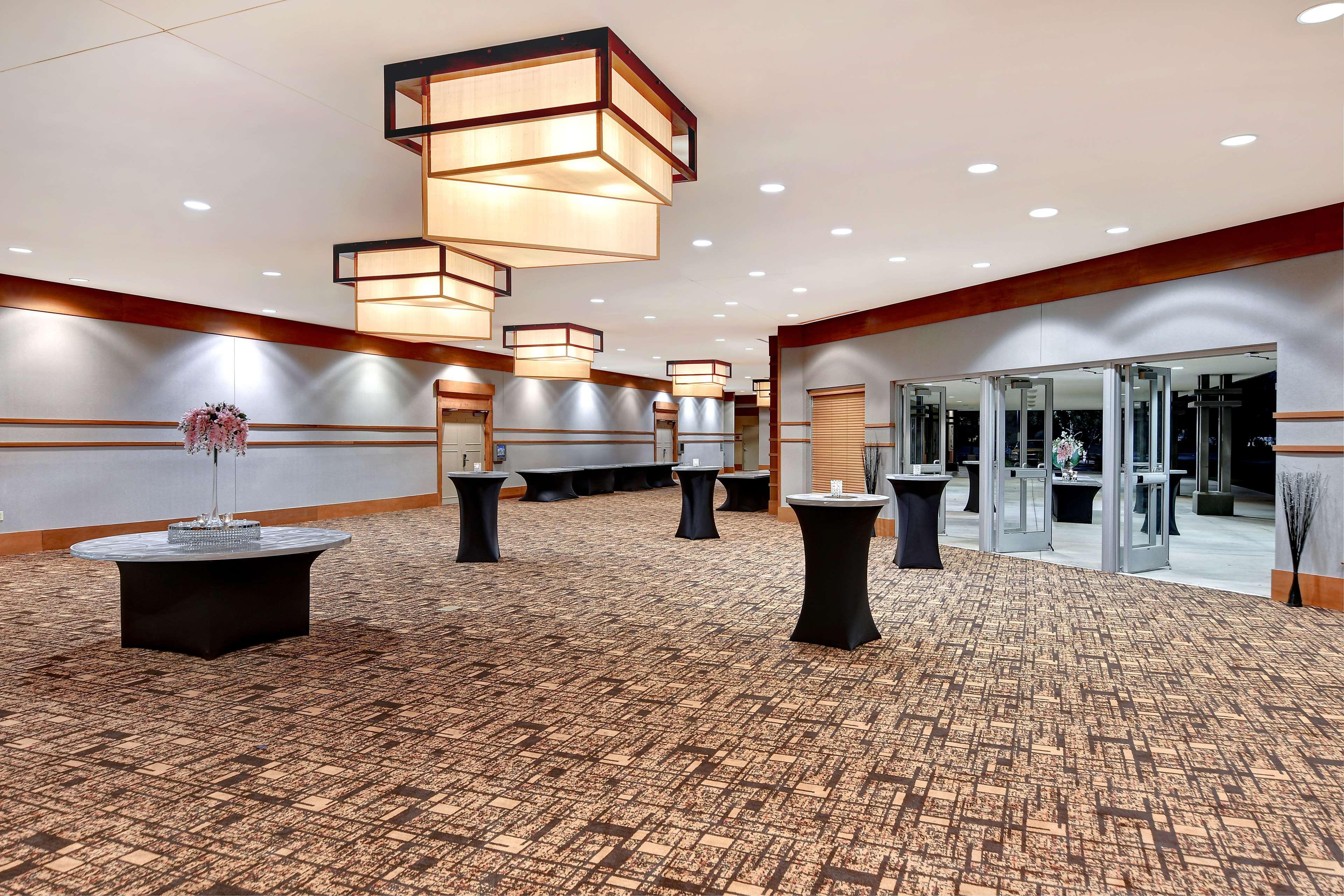 Doubletree By Hilton Phoenix- Темпе Экстерьер фото